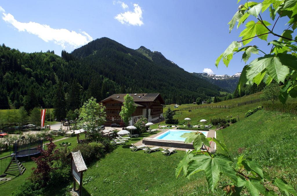 Landhaus St. Georg Bed & Breakfast Saalbach-Hinterglemm Ngoại thất bức ảnh